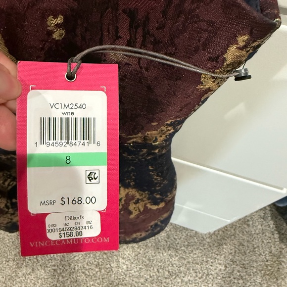 Vince Camuto Metallic Jacquard sleeveless Pleated Black and Gold Dress - Picture 6 of 6